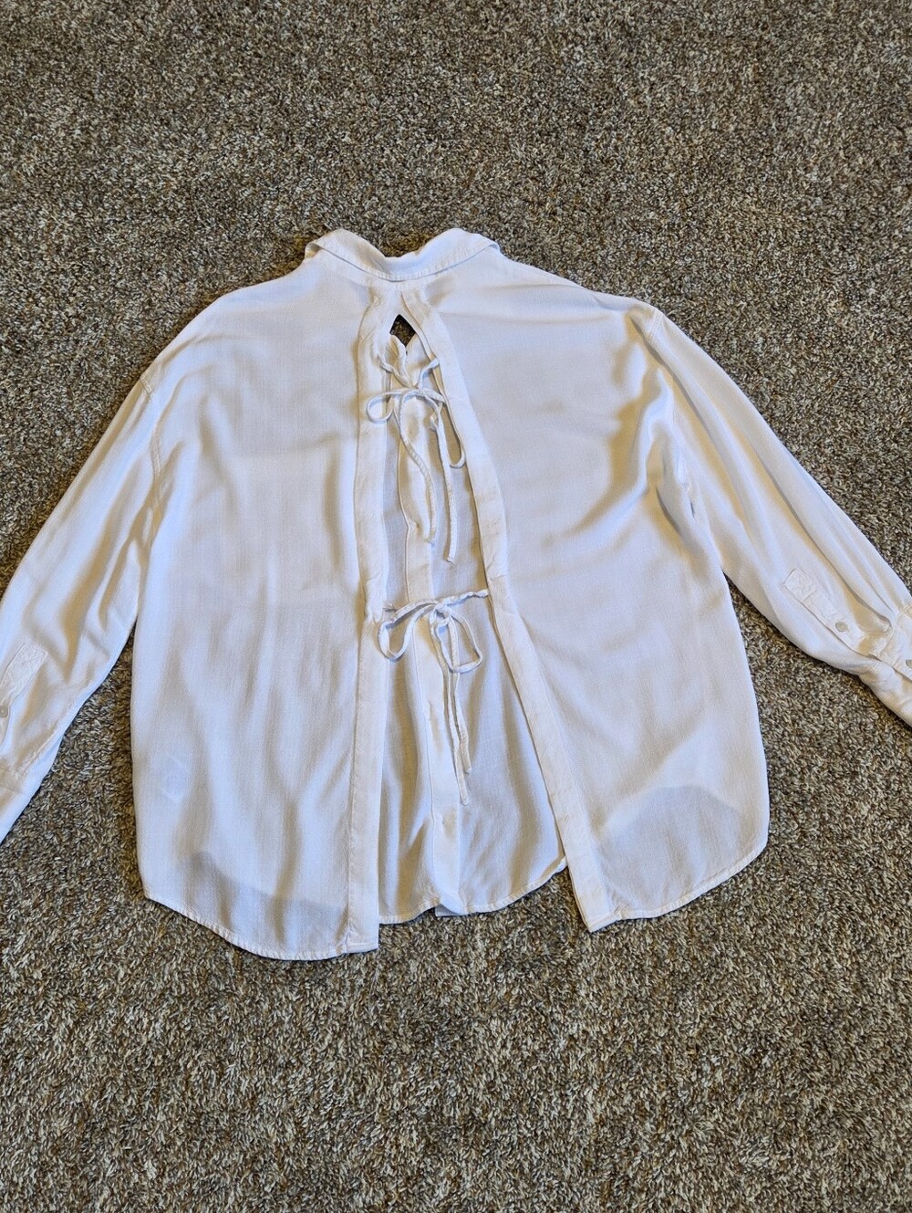 American Eagle Tie Back Button Up Shirt
